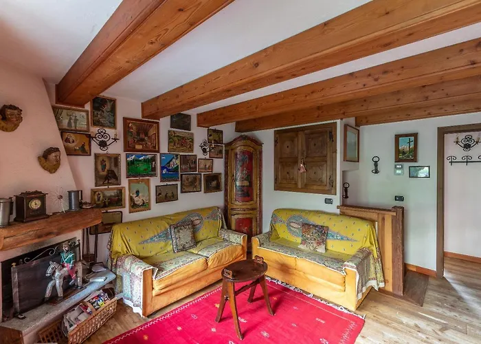 Apartman Joivy Big Flat For 6 With Backyard And Parking In Courmayeur