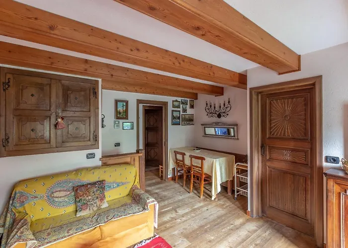 Joivy Big Flat For 6 With Backyard And Parking In Apartament *